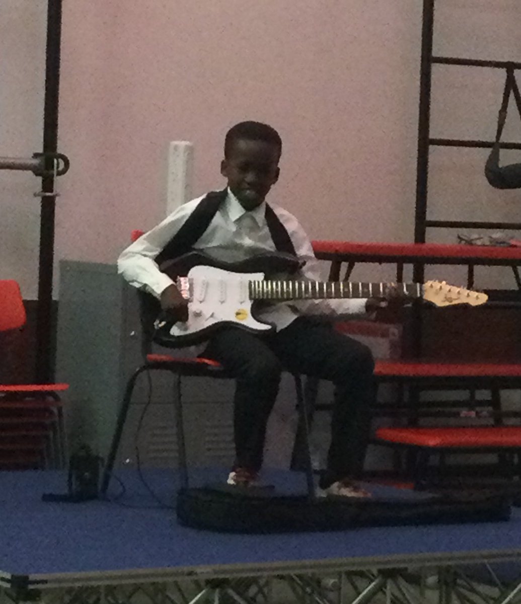 Supreme Green tweet media