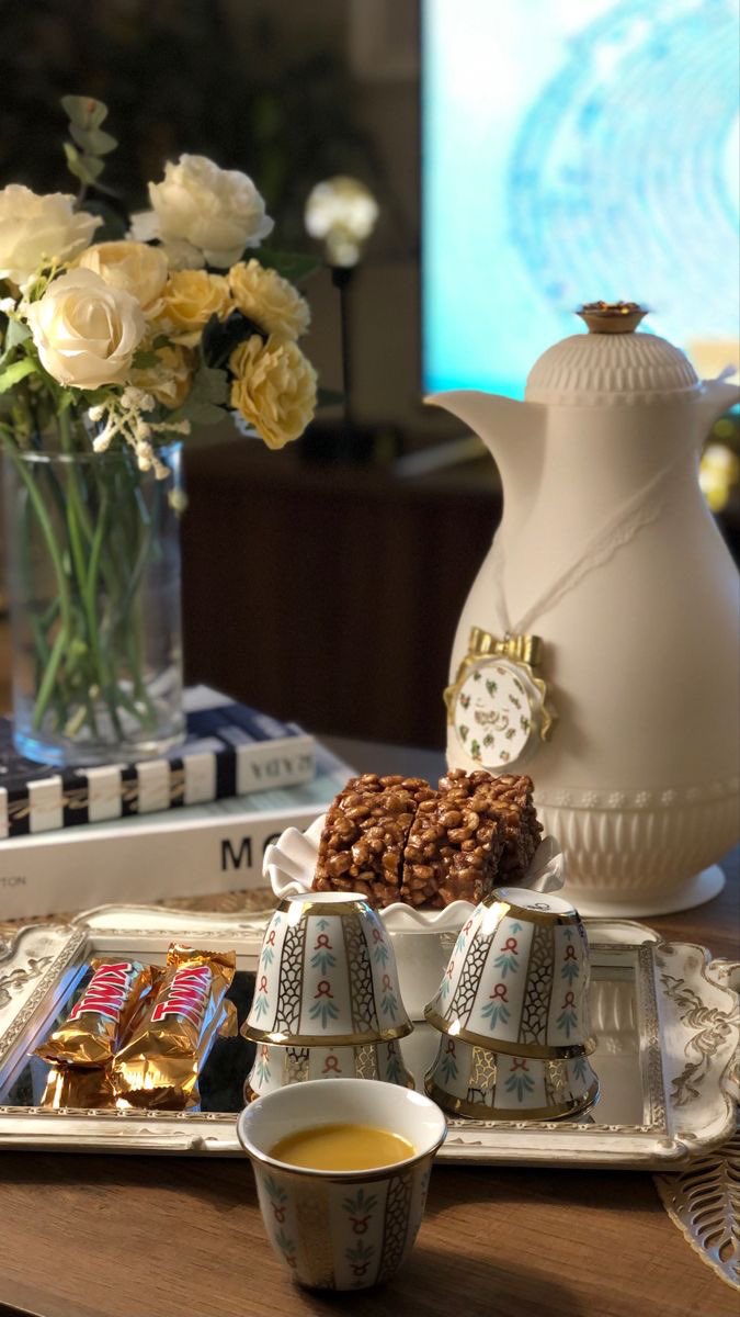 وراء كـل فتاة رايقه قهوه كايفه ☕😌

#مسيناكم_مسونـا🙋‍♀️♥️