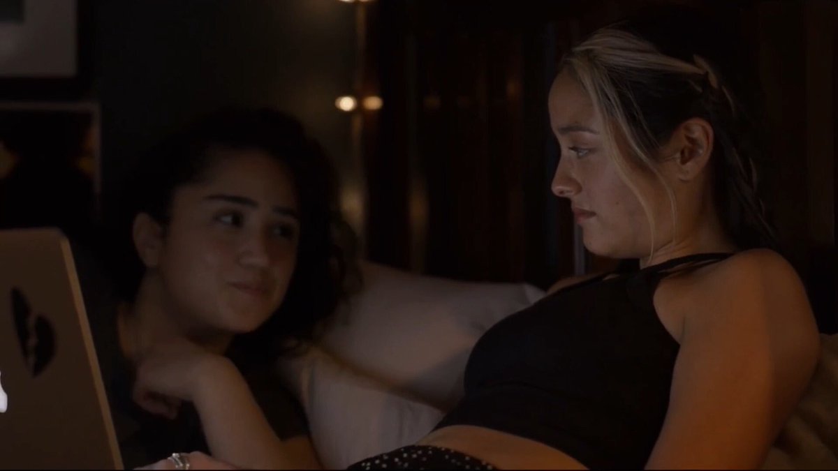 filmsbygays's tweet photo. these type of scenes always got me giggling and kicking my feet i swear https://t.co/3oV43nEUvW