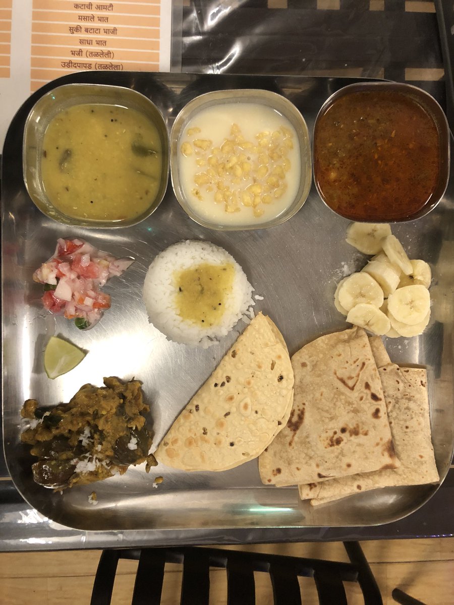 Harshad_DEC's tweet photo. Visited #Swami_Thali_Dining yesterday, a place settled in the hustle of #Prabhat_Road. It was like being at home with the ambience and the most delightful, yet simple homely food. Sometimes simplicity sells best!
#Punefood 
@ROHITKUMBHOJKAR @GodboleSandeep @SjAmruta @omkarthatte https://t.co/j9Ws57YMVg