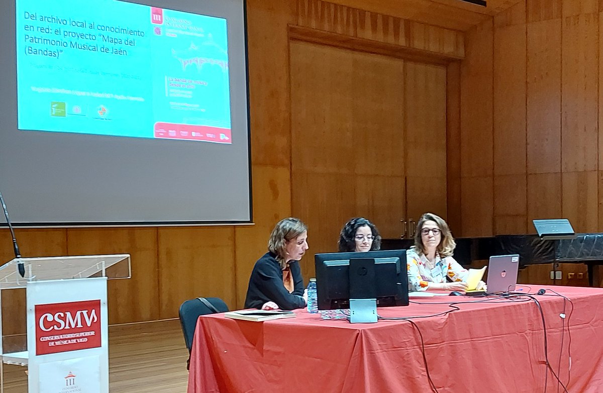 Continuamos la jordana con las comunicaciones dedicadas a proyectos. Virginia Sánchez López e Isabel M. Ayala Herrera nos presentan: "Del archivo local al  conocimiento en red: el proyecto Mapa del Patrimonio Musical de Jaén (Bandas)