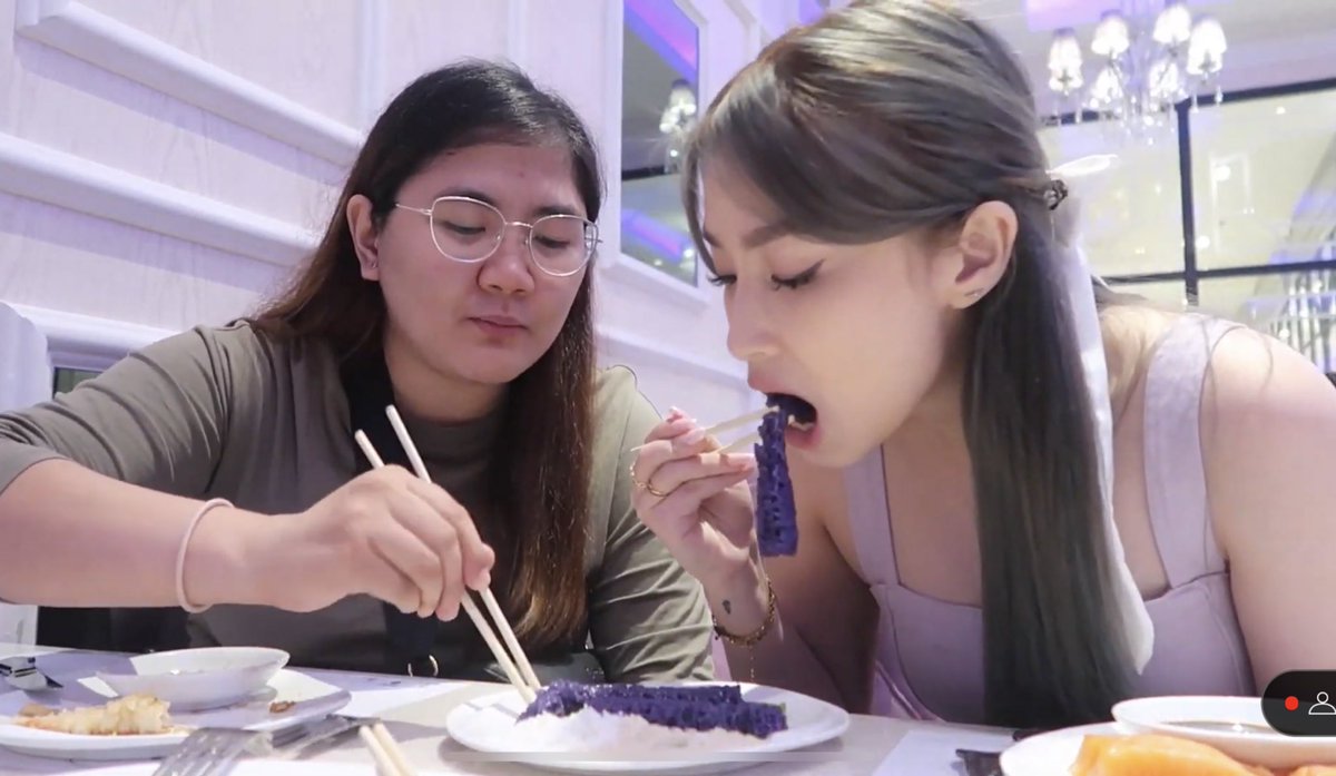 mgr_andy's tweet photo. Bakit naman nicchopstick ang puto bumbong 😭😂 https://t.co/DKVTZubteU