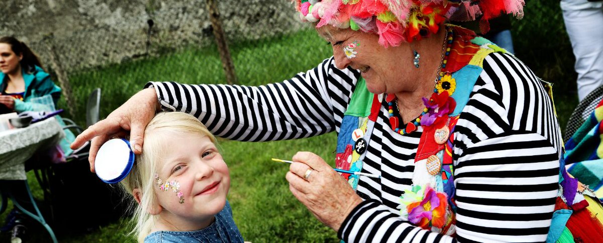 WestWicFestival's tweet photo. If you're planning to bring the kids along to our Family Fun Day at @russborough on Sunday 22 May, here's our full programme of free, drop-in events! Presented in partnership with @NCH_Music

https://t.co/8a8PAwK1bN 

#WestWicklFest2022 https://t.co/Q3Jh83ngme