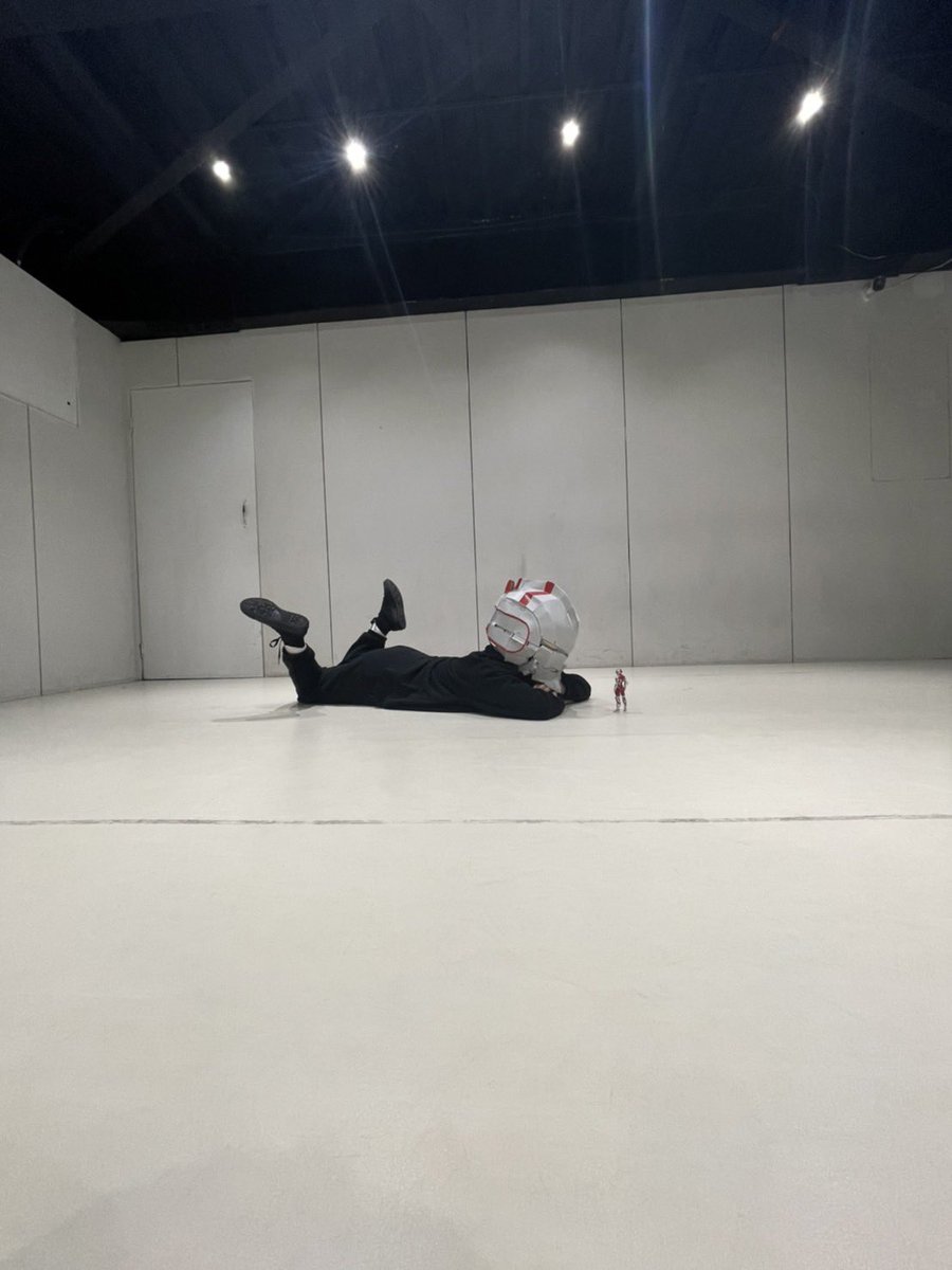kameeeen666's tweet photo. 【本日のTikTok👽】
https://t.co/hkObuePQYu
今日の投稿はいつもと顔が違う!笑
ということで撮影の裏側も載せちゃうよ🌛
#PR #Void_Chords #TranscendingTime #ULTRAMAN #Netflix #アニメ #アニソン #アニメソング #ファンク #dance #部員募集中 #イソメン倶楽部 https://t.co/S0chrpyKTx