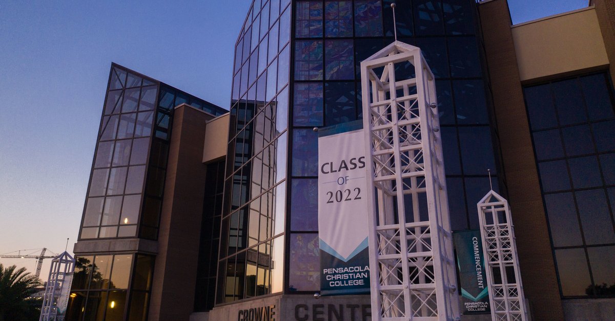 ConnectPCC's tweet image. Rise and shine, the second Commencement day is here! ☀️ The class of 2022 is ready to walk! 🎓👏 #pccgrad2022 #pcccommencement #pcc