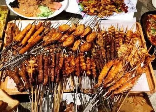 Love life, remember happiness, and the fireworks in the world are the most soothing.