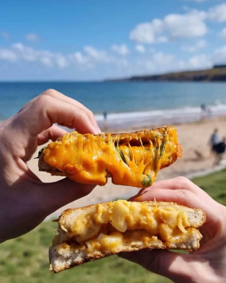 StAndrews_Live's tweet photo. Head down to The Cheesy Toast Shack for the best toasties! π
Comment any pictures you have taken of their toasties below πΈ
| Shop | Play | Indulge | Stay |
#StAndrews #CheesyToast https://t.co/zMbZJqGFSf