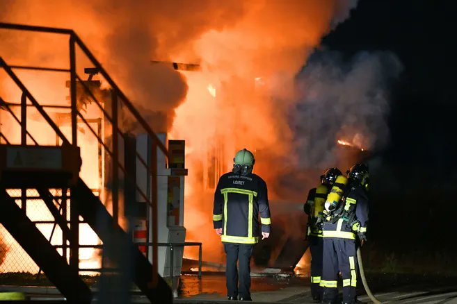 larep_fr's tweet photo. Casernes "sous tension", manque de volontaires : malaise chez les sapeurs-pompiers du #Loiret https://t.co/3IEkNJuvNB https://t.co/B9V2fCm6Lh