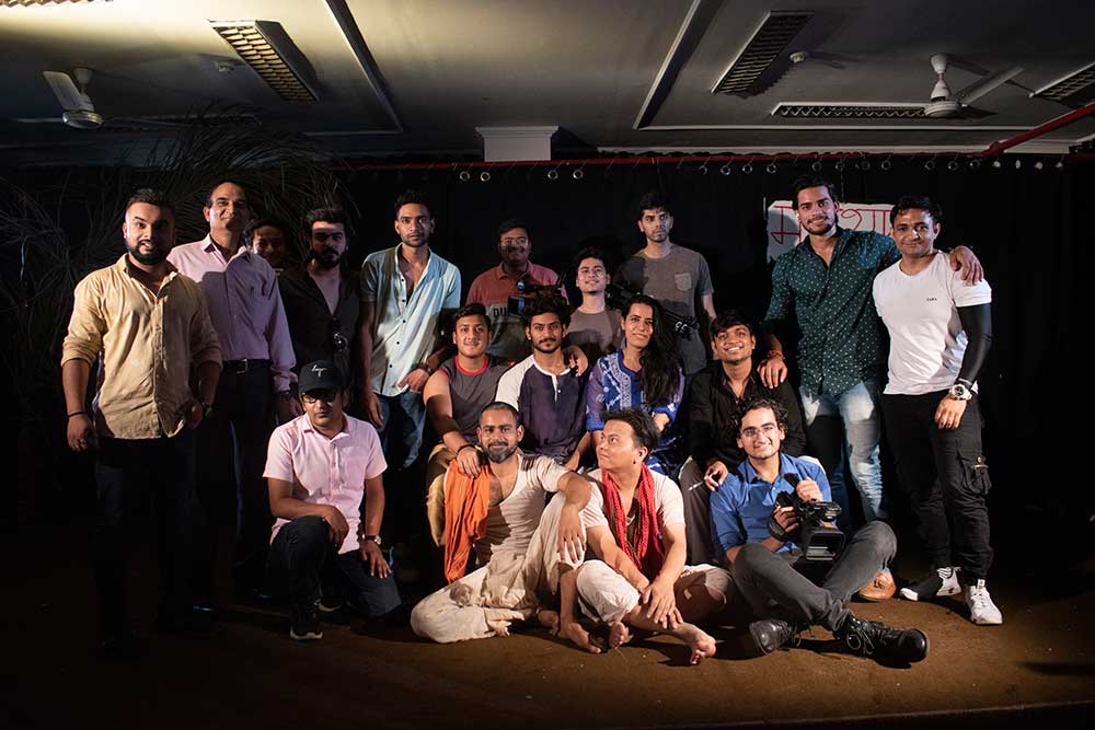 gkftii's tweet photo. Glimpse from the today's #play #KAFAN by GKFTII #actingstudents .
.
.
.
@ashimaakhanna @ranarangbazsingh111
#play #playact #actingstudents🎭 #gkftiicampus📽️🎬🎥🎞️ #actingexcerise #actinglife #actingtraining #actingskills #gulshankumarfilmandtelevisioninstituteofindia https://t.co/j5onRGrDTP