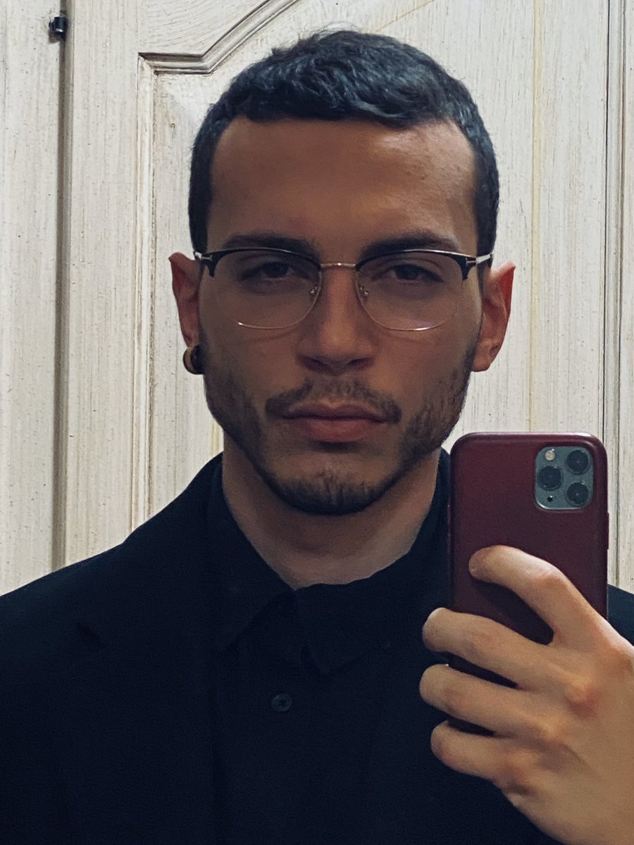 Hainer_Grin's tweet photo. This is my face @ 40% portfolio loss. https://t.co/74hHxv8vfj