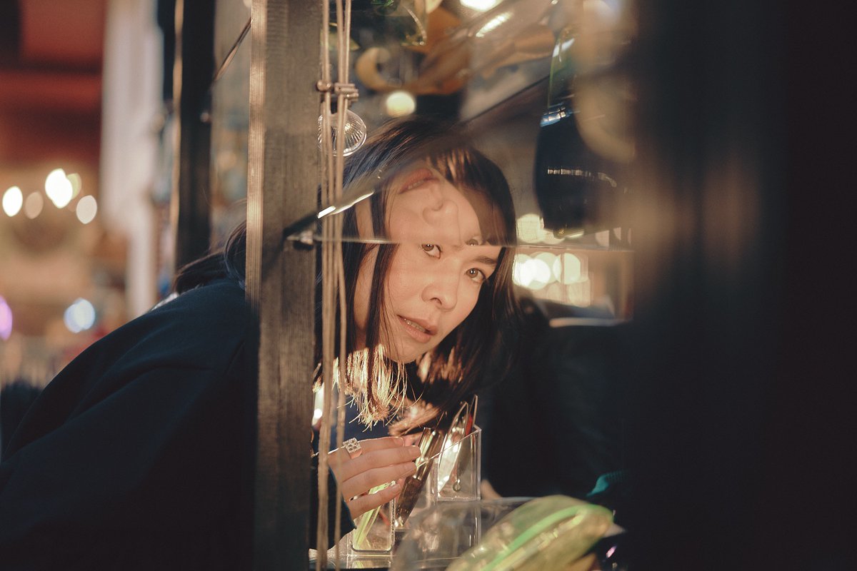 HUCKmagazine's tweet image. “When there’s a sad message under a veneer of danciness and happiness, you almost trick people into going on that journey with you. Like: ‘Oops, too late! You’re sucked in!’”

#Mitski, our cover star for #Huck77. Order your copy to read the full profile: 

huck.imbmsubscriptions.com/current-issues…