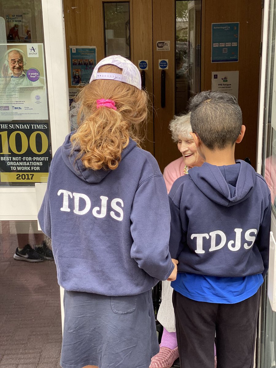 LinwoodCareHome's tweet photo. #Thankyou to the #children at @TDJuniorSchool for visiting the #residents today & handing in your entries for our #description_Writing #Competition #poetry #creativewriting
@AnchorLaterLife Thereβs still time, competition closes 20th May , get your entries in!πβοΈπ https://t.co/Za2ZVjkoUH