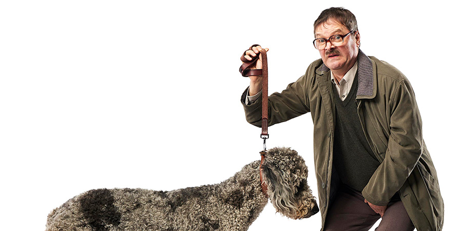 We wish a huge happy birthday to the brilliant comedy actor Mark Heap as he turns 65 today.  