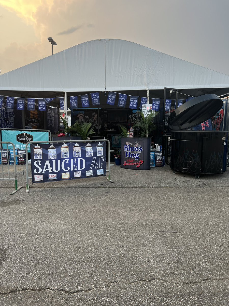BrittClemonsTV's tweet photo. HAPPENING TODAY: Day 2 of the #MemphisinMay International World Championship BBQ Cooking Contest! 

I’m spending the day with last year’s Shoulder champion @BluesHogNation 

Tune in to @ABC24Memphis to learn how he plan to win first place, again,but this time for the whole hog! https://t.co/4utrXIl6pn