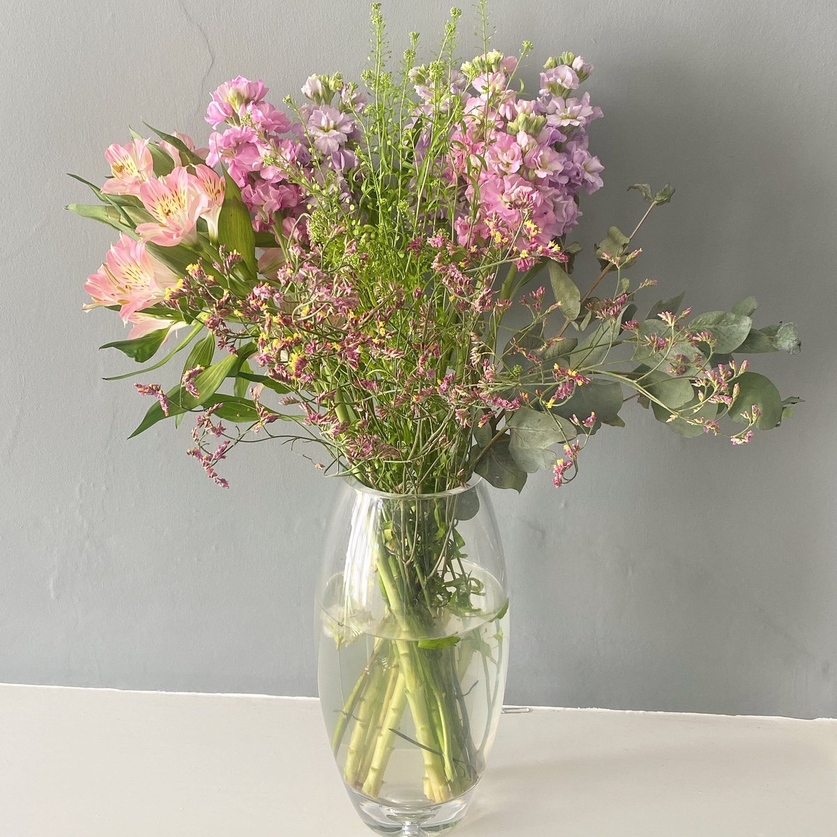 SJPsolicitors's tweet photo. It’s Friday, the sun is shining, we have beautiful flowers from lovely clients, and the boss has just been on a Costa run (thanks Pip) - what more could we ask for #sjpsolicitors #norfolksolicitors #hunstanton #sunnyhunny #locallawyers https://t.co/S0HLb3z7yn