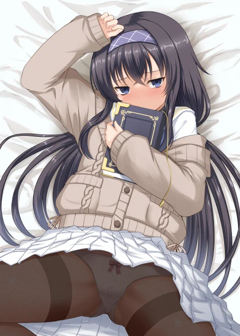 古関ウイ 