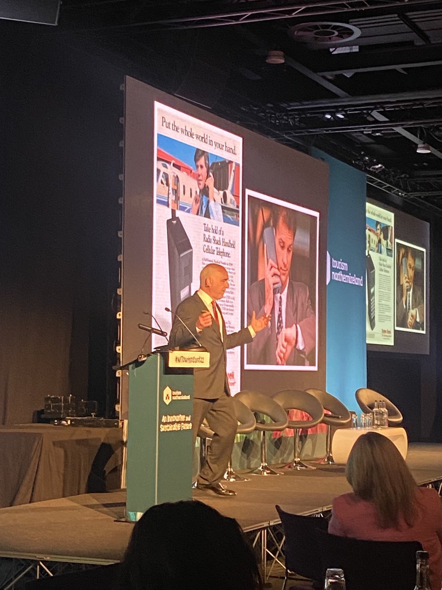 This bloke is an utter joy to listen to. Given the topic (continuous partial attention - amongst other things), the irony of tweeting as he talks is not lost on me. #drpaulredmond #nitourismconf22