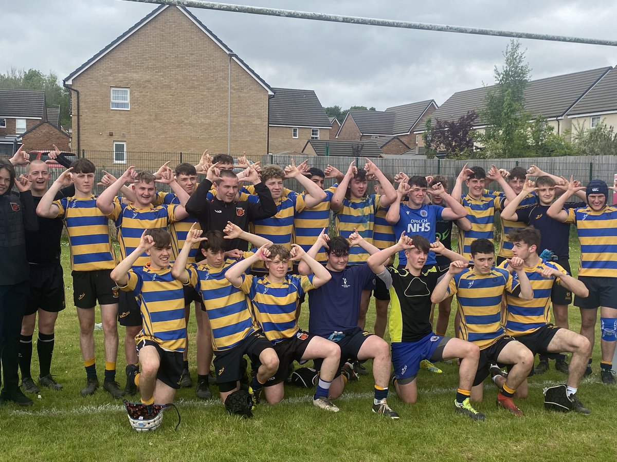 Fantastic win by our year 11 side against <a href="/NewportHAcademy/">Newport High School Rugby Academy</a> in the Newport schools cup today. That tops off a great year of rugby for bassaleg with yrs 7,8,10 and 11 all winning the cup. <a href="/HeadteacherBas1/">Headteacher@BassalegSchool</a> <a href="/Christo11590925/">Christopher Cornford 🏴󠁧󠁢󠁷󠁬󠁳󠁿</a> <a href="/Adrian_Evs01/">Adrian Evans</a>