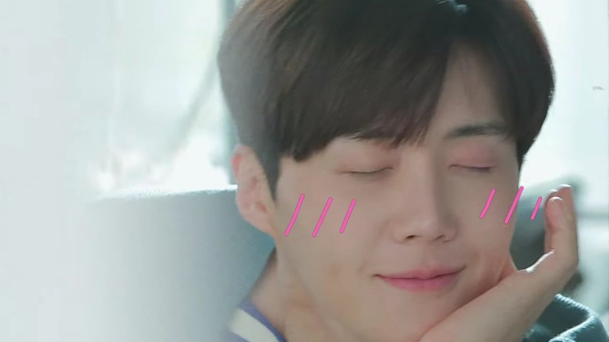 jadebluejonquil's tweet photo. my most favorite genre of his smile 💙 https://t.co/2Ifz1NyGl4