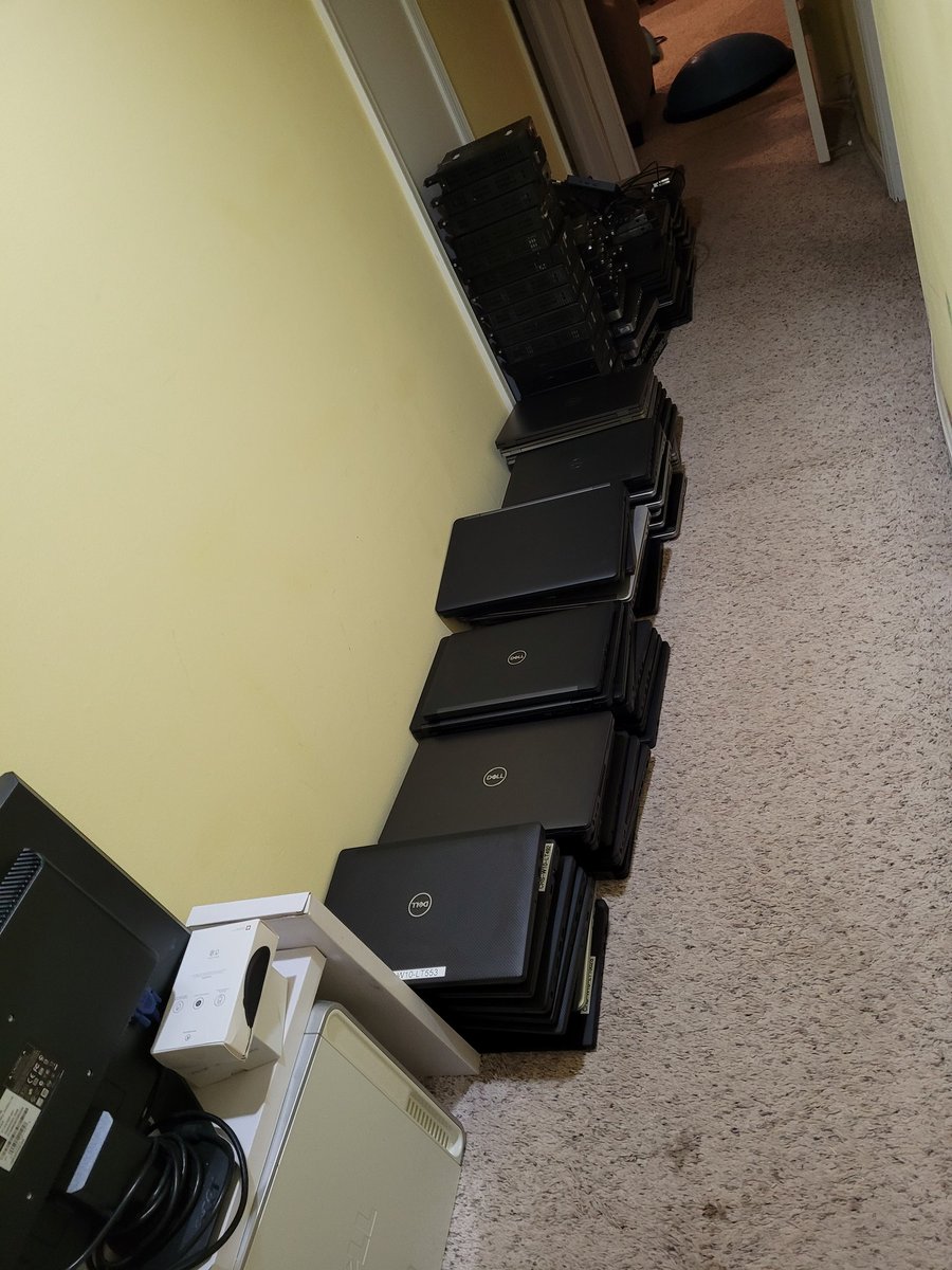 cefkorg's tweet photo. We got stacks of donated laptops but need these parts to get them ready for a new home.  check out the CEFKorg Amazon wishlist and help out if you can.

https://t.co/pfwSQIyo3n

#AmazonWishList  #donate #CEFKorg https://t.co/fpw3leI5gn
