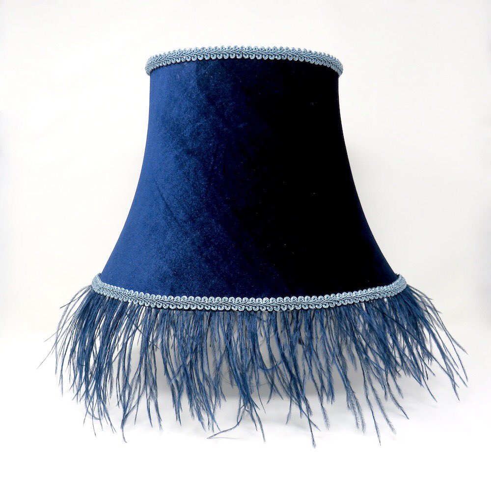 <a href="/BritishCrafting/">BritishCraftHouse</a> At the moment it’s got to be this feathered lampshade #tbchpowerhalfhour

thebritishcrafthouse.co.uk/product/navy-v…