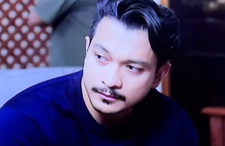 itskaytobeyou's tweet photo. Introducing our Malaysian pak sanggup of the year. 

Hariz : Sacrificed for his uncle

Khuzairi : Sacrificed for his father/family maybe

#7harimencintaiku3 #janganmenangiscinta https://t.co/KBwHSGdIsV