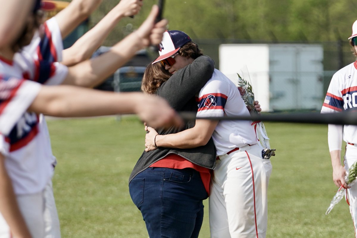 Congratulations Seniors ❤️<a href="/Iroquoisbasebll/">Iroquois Chiefs Baseball</a>