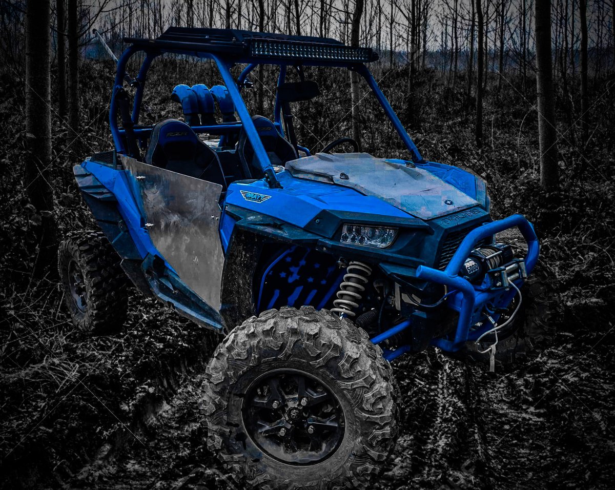 Customizable firewall guards for RZR xp1000 and turbo s ready for production‼️‼️
Send a message on facsbook to order! #rzr #Ohio #localbusiness #weship #custom #razor