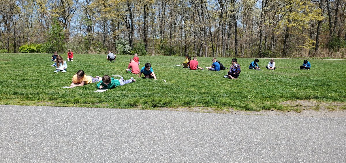 Spring in here in 2nd grade @awesomeAmvet and these little gardeners have been learing about parts of a plant and how plants grow. What better lesson on a beautiful day but to get outdoors and plant some peas! <a href="/angela_moulin/">Angela Moulin</a> <a href="/mrskefor/">Kristine Kefor</a>