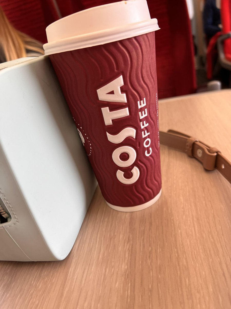 orpingtonhen's tweet photo. London Bound ready to cheer on @colsonsmith in the last night of @TheGamesTV . Achieving your own goals isnโt always about winning the race ๐ #teamcolson #alwaysawinnertome #proudmum https://t.co/Nro52YyQFm