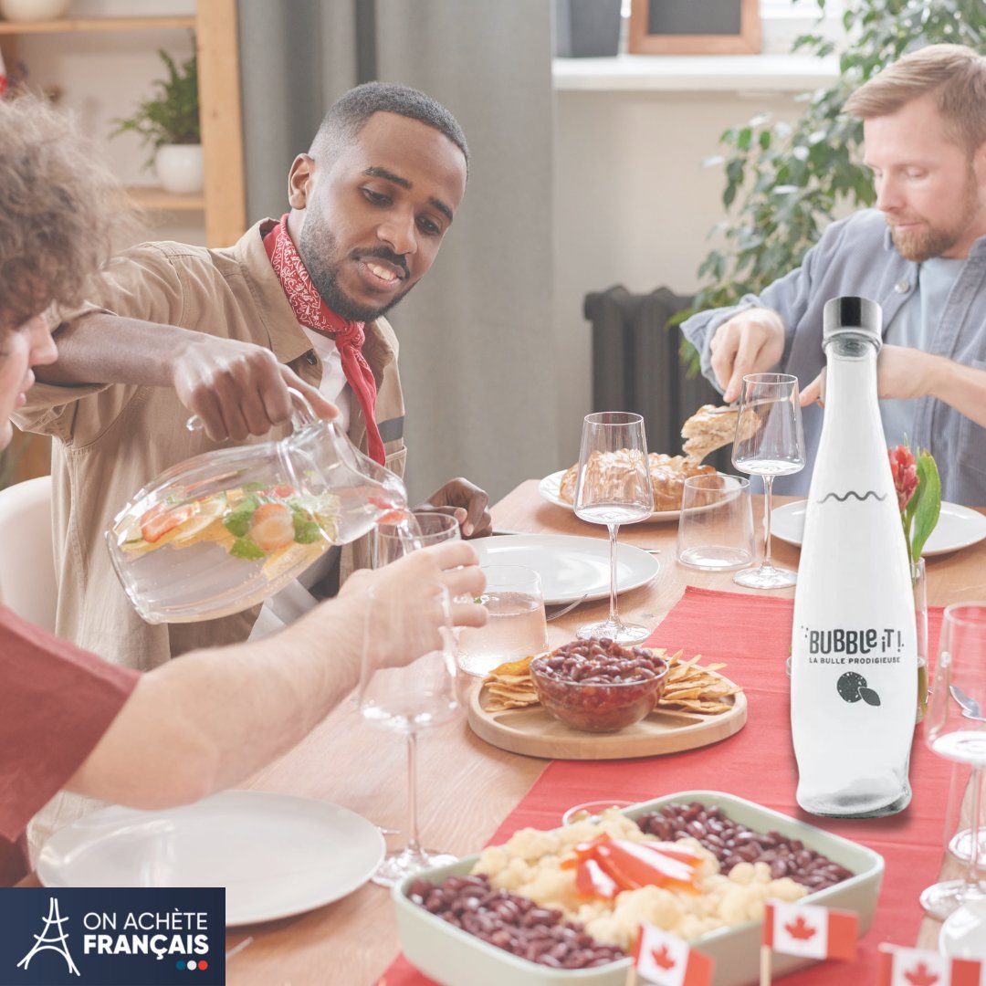 OnAcheteFr's tweet photo. Faites pétiller vos papilles avec @BUBBLeiT_drinks . Arrangez vos boissons comme bon vous semble grâce a leurs flacons et sachets ! Gazeuse et aromatisée, votre eau sera des plus délicieuse : https://t.co/rD2xpgtNkP
#eaugazeuse #arome #boisson #madeinfrance #onachetefrancais https://t.co/Ecs4DlOK07