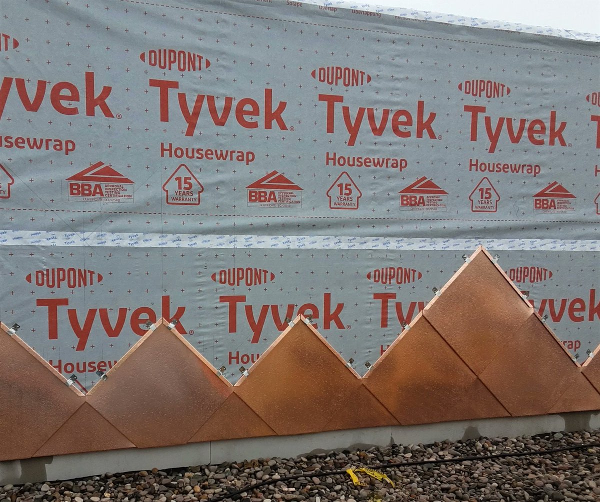 LongworthFacade's tweet photo. It's great to see our operatives have commenced with the Tecu Bronze shingle cladding at Seashell Trust in South Manchester.
#cladding #roofing #facade #rainscreen #tecu #bronze #IKO #permatec #constructionuk #update #progress #eyecatching #metalshingles https://t.co/afrzdVDVhx