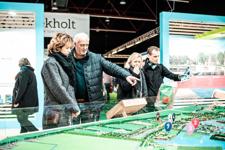 Martiniplaza's tweet photo. Vandaag start Nieuwbouw/Verbouw XL in MartiniPlaza. Drie dagen lang alles over het nieuwste woonaanbod, toekomstige nieuwbouwprojecten en alles over verbouwen 🛠 

📅 vr 13 t/m zo 15 mei 
📍 MartiniPlaza 
🎟 Gratis toegang
ℹ https://t.co/1pVVWvI4Kr https://t.co/43sOq8xrZr