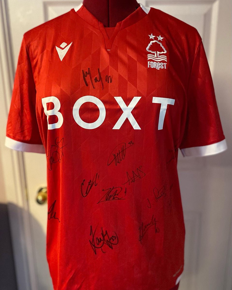 OakfieldParkSch's tweet photo. We are raffling a Nottingham Forest @NFFC signed 21/22 shirt for £5 an entry to raise money for a new school bus. Please retweet 🤩
Click for more info:
https://t.co/AIjf0jkEgX https://t.co/BVrPzIrKdD