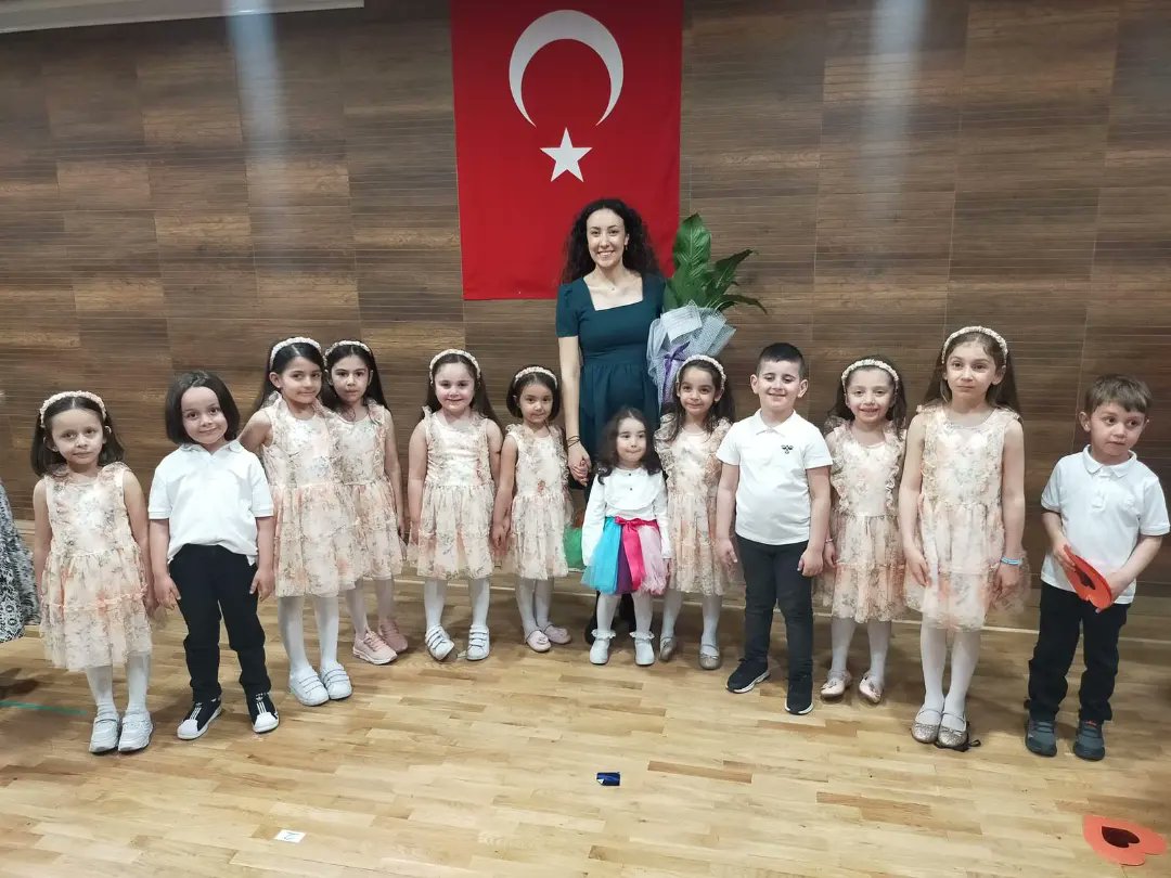 MilliBorcka's tweet photo. İlçemiz 7 Mart Anaokulu 12.05.2022 Perşembe günü "Anneler Günü" programın Atatürk Ortaokulu Konferans Salonunda Kutladı.

Bütün annelerin "Anneler Günü" kutlu olsun.
@BBakir53
@KahyaHayrettin
@HalilSOYER5
@MilliBorcka
@Borckabel @MemArtvin https://t.co/a3zg3WLtsG