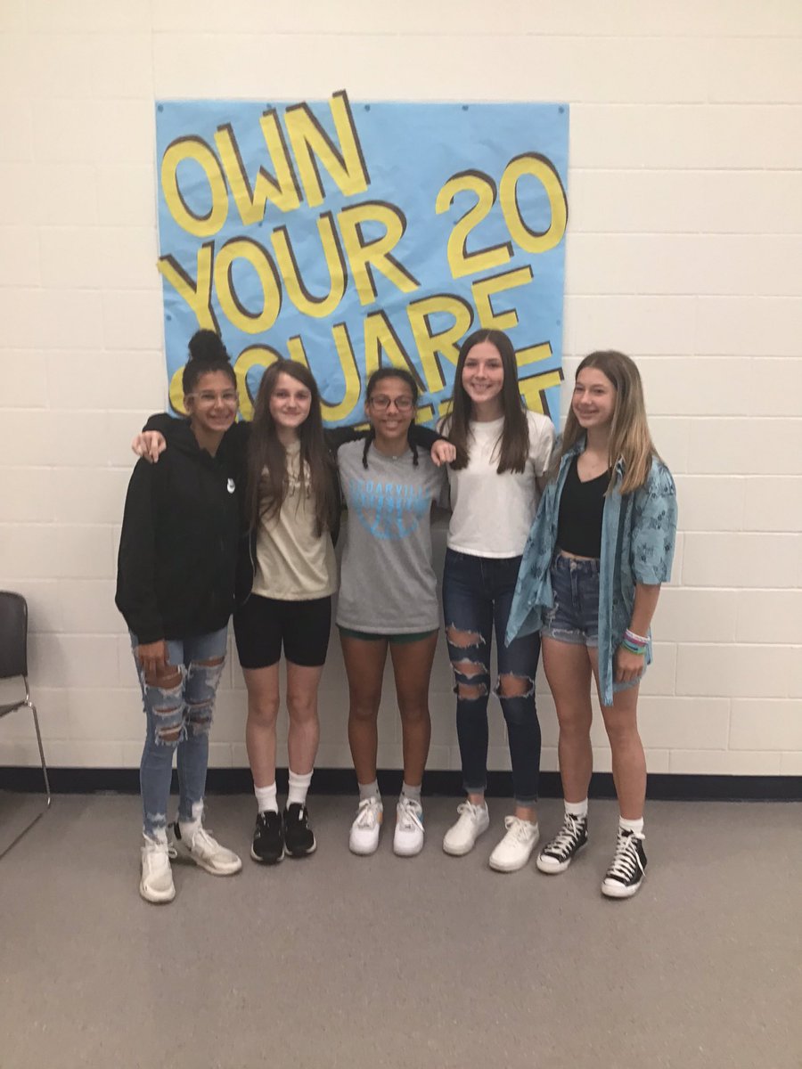 TESenators's tweet photo. Tomorrow is the State Junior High Track &amp; Field Championships in Columbus.

Lexie Lape will compete in the Pole Vault.

Rylee Johnson, Rebecca Woody, Katie Coy, and Harper Allen will team up in the 4 X 400 Meter Relay.

Good Luck to these Thomas Ewing State Meet Qualifiers! https://t.co/1TvsUgyNU3