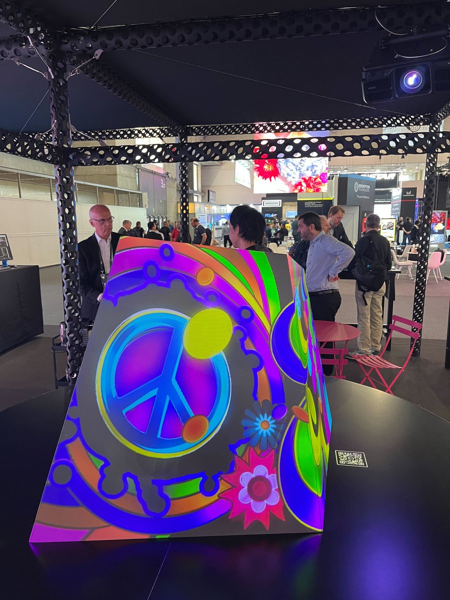 Dataton's tweet photo. Barcelona: It's the last day of #ISE2022 but there's still time to check out Dataton's new media servers, talk to a WATCHOUT expert and enjoy #HAKO, projection-mapped art by BARTKRESA studio. All at booth, 3C890!
#hako #BARTKRESAstudio
#datatonwatchout #watchpax https://t.co/Nf4Yf5nuJ9