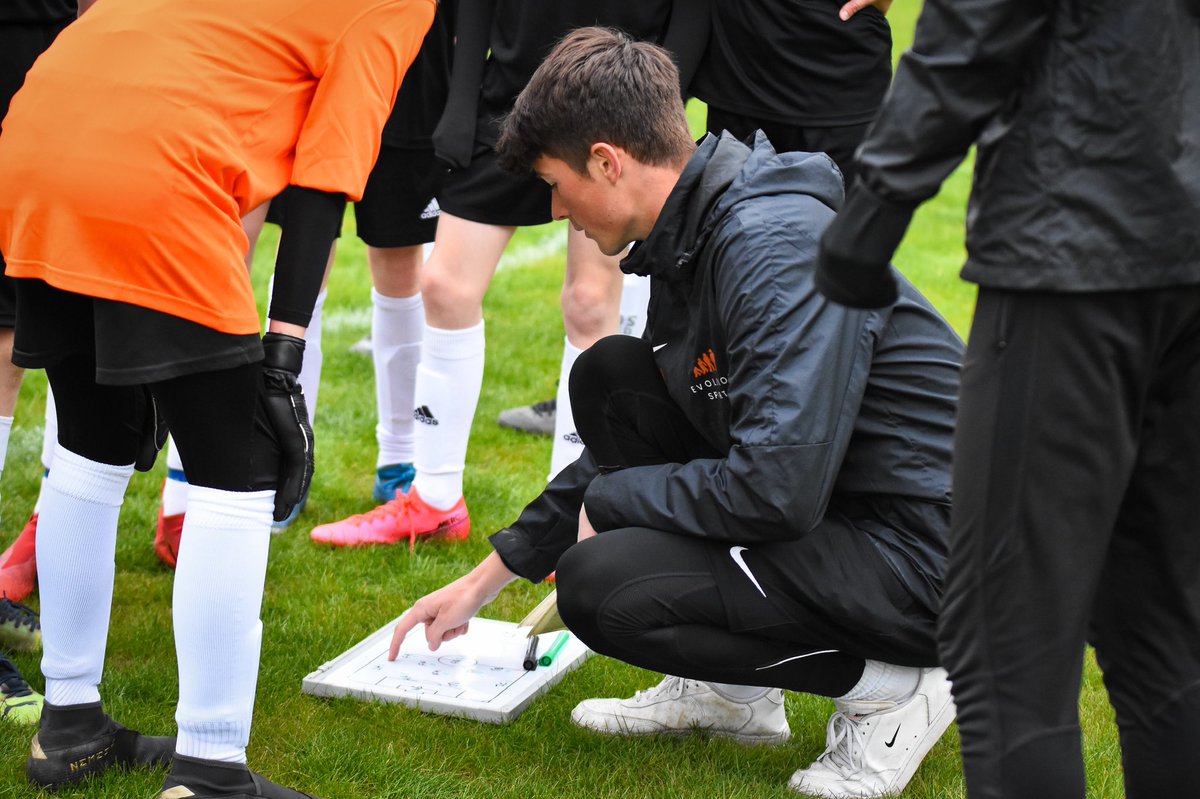 Evolution_Sprts's tweet photo. ‼️Looking for summer friendlies in the York area‼️

We have multiple teams at under 11s,12s,13s and 14s (next seasons age group) and we want our players to play as many game as they can 🧡⚽️

If anyone can help with this please email or direct message us �� https://t.co/XGY68cZKVz