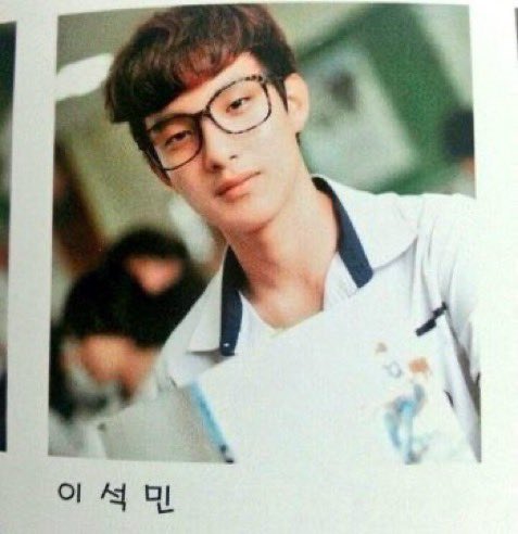 Nayongpal's tweet photo. 주변 환경의 영향을 진짜 많이받는 아이.. https://t.co/Cuw2u0nlbB