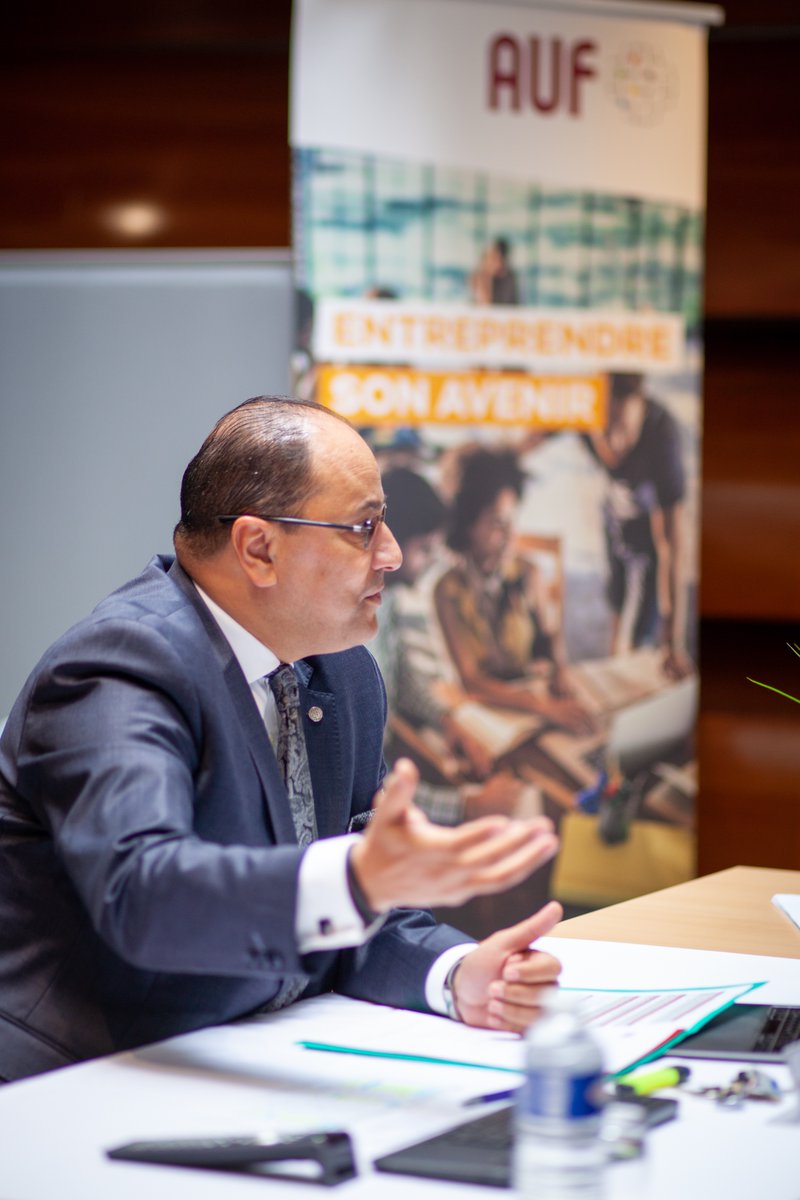 JLucDumas's tweet photo. Première réunion du Conseil des réseaux de l'@auf_org le 5 mai dernier pour participer avec la Conférence internationale des doyens et facultés de médecine #CIDMEF aux orientations stratégiques de la #Francophoniescientifique @ConfDoyensMed @FranceUniv https://t.co/ibBKO15Eot