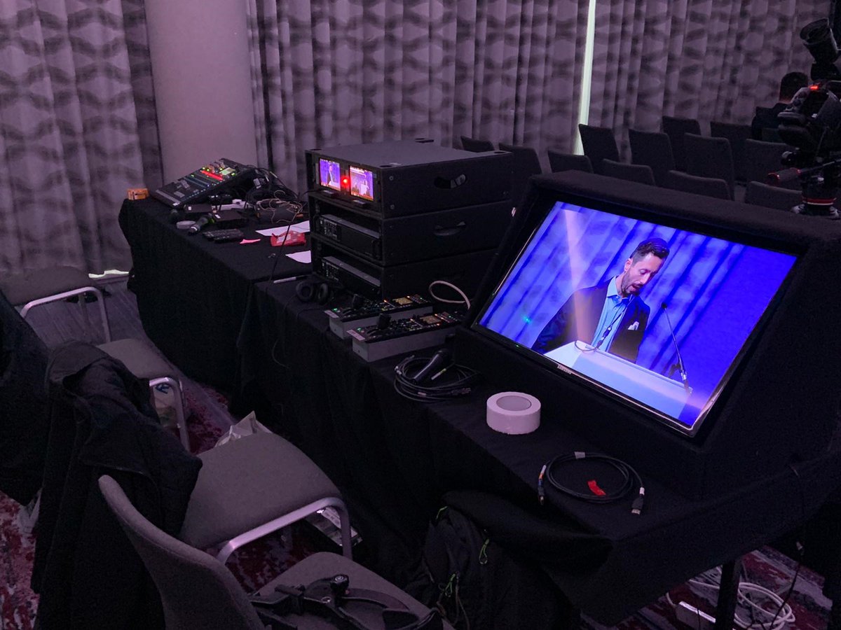 CreateAVgroup's tweet image. Create AV are back for a second day organising a second conference at the Crowne Plaza Hotel in London for Olea Medical. 

#createav #setup #set #stage #LED #screen #crowne #plaza #london #audio #visual #conference