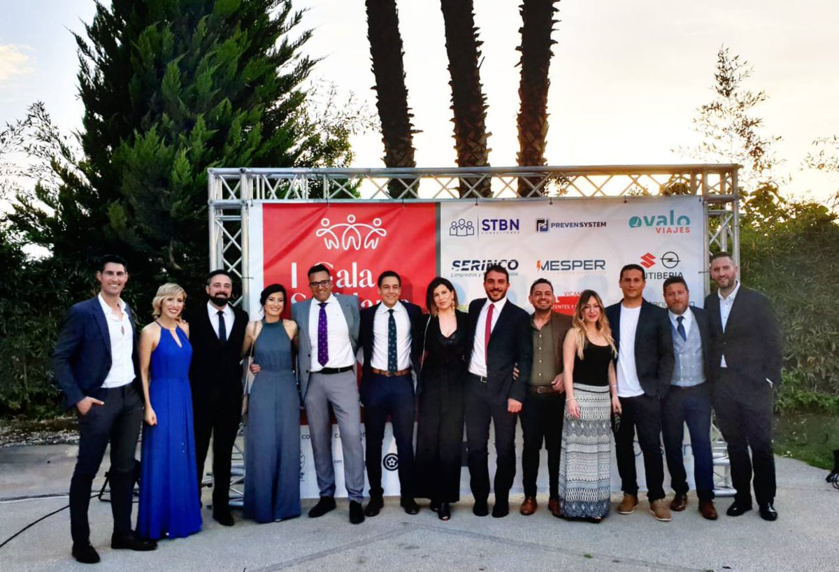 EcopeInformatic's tweet photo. Ayer tuvimos el placer de asistir a la celebración de la  𝐈 𝐆𝐚𝐥𝐚 𝐒𝐨𝐥𝐢𝐝𝐚𝐫𝐢𝐚💫 organizada por BNI Granada Norte  en el espectacular enclave de los Jardines de Siddharta

#empresasdegranada #granada #BNI #asociaciones #fundaciones #proyectos https://t.co/tEZtoeim2C