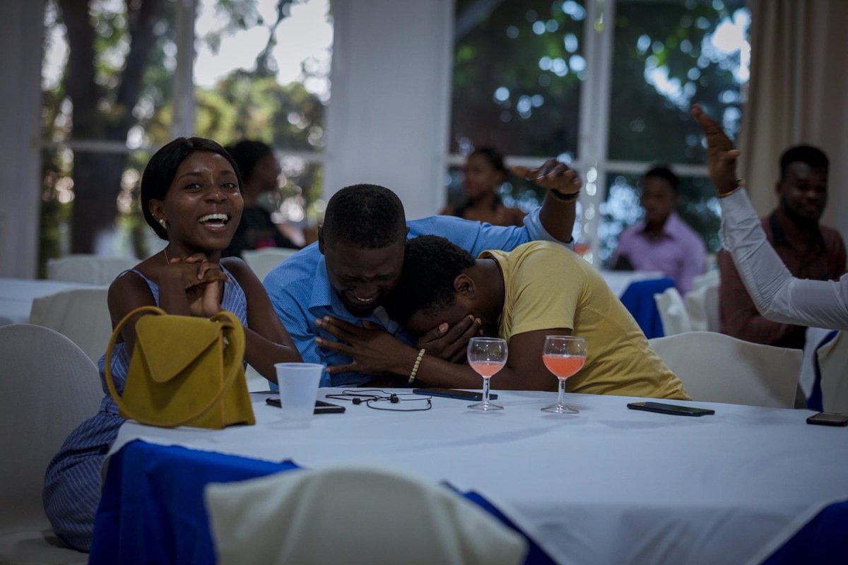 marcalainb's tweet photo. Kisa ki kenbe ou motive menm la sa difisil? Se enpak wap fè nan lavi moun!
Foto saa yo (reyakson yon jenn lè nou anonse ke li pral rantre nan enkibatè @banjHT lan) vo plis ke tout sa ki taka vle dekouraje nou!
Bienvenue à Banj Labs CopArt et BitArt! À bientôt ⭐️👏🏾! #Creatics https://t.co/sKgUx9efzK