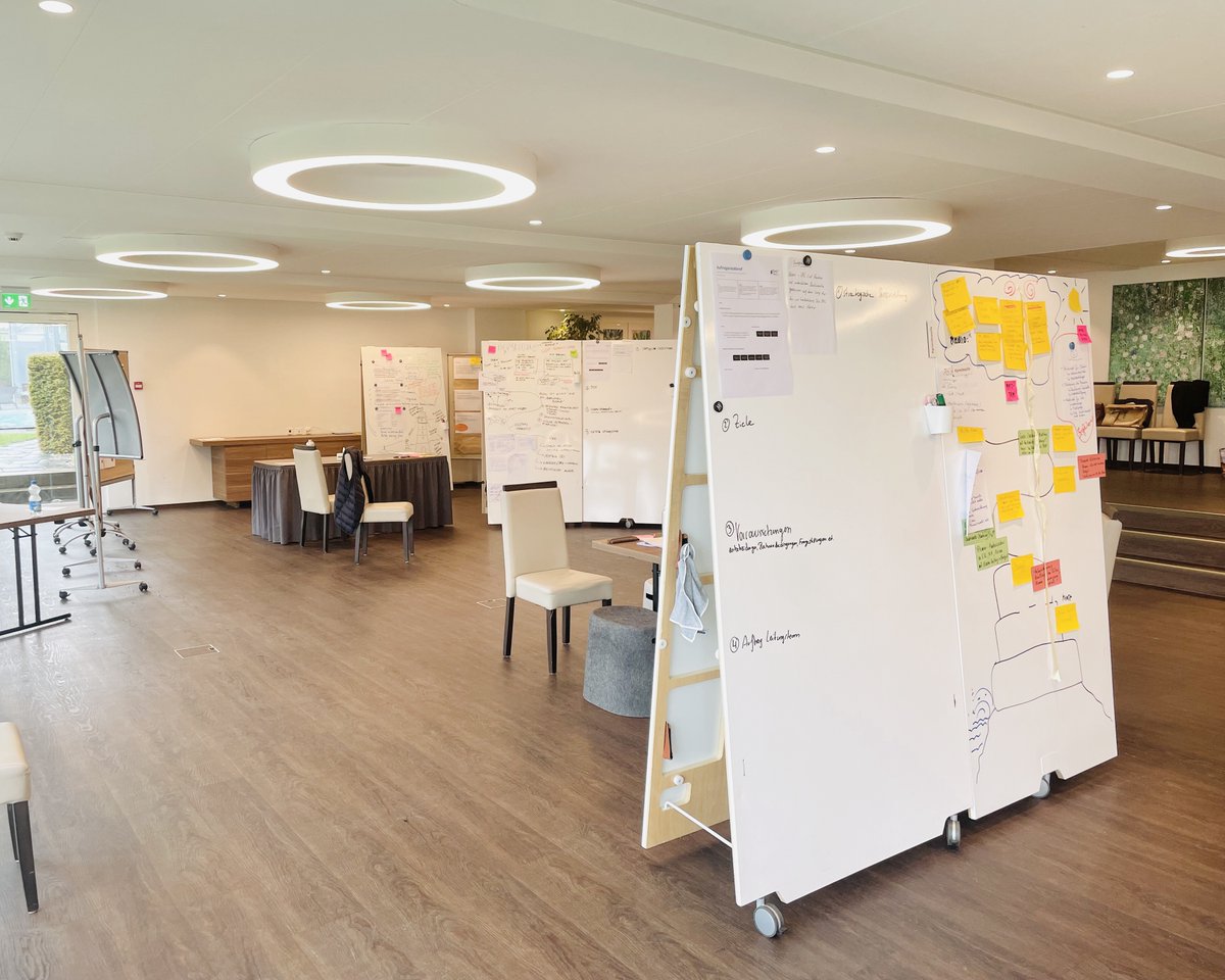 MovingWalls1's tweet photo. Are you a coach or facilitator? Conduct workshops for your clients or partners?
Moving Walls were designed for you. Rent them for your next workshop. We deliver worldwide.
#coach #coaching #facilitation #workshops #visualrecording #designthinking #whiteboards #bettermeetings https://t.co/oyeXuUGjzW