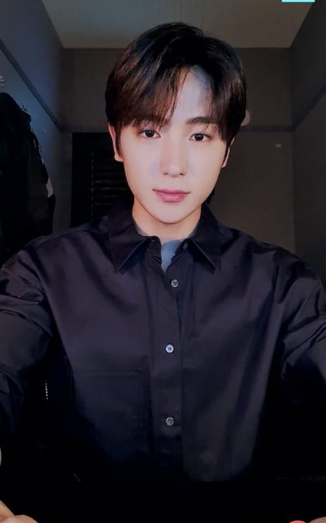 hjleejy's tweet photo. ㄹㅇ 우와..우와시발우와..소리나롬 https://t.co/HyupQcIK4e