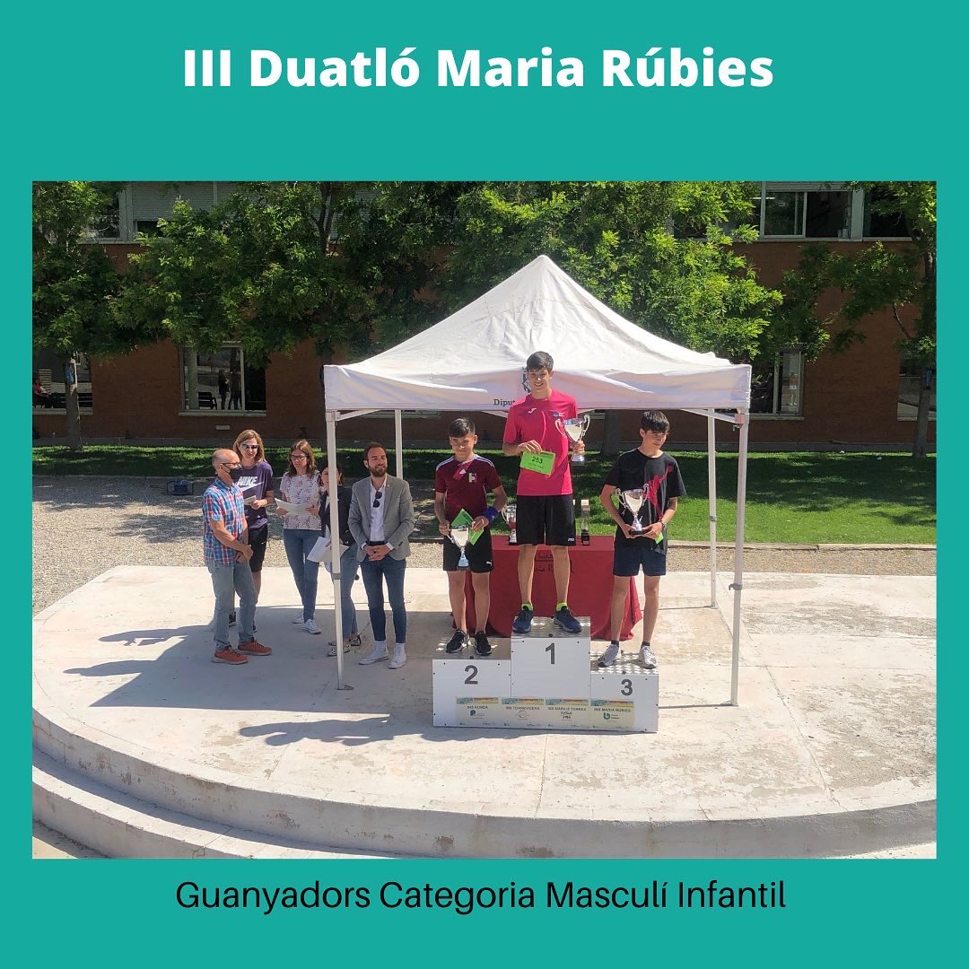 insmariarubies's tweet photo. I l’assistència a l’alumnat de @insRONDA @TorreVicens @insmariustorres  i felicitem als premiats! https://t.co/ReZSPJT1E5