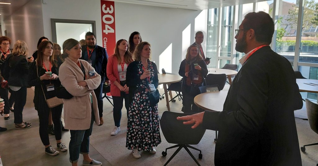 dorota_lichmira's tweet photo. 😍 Yesterday was the last day of our #partnerdays2022. We had the chance to visit the new campus of @EMNormandie with our international partners and @karoui_lotfi and attend sessions by our Vincent Larquet and Sylvaine Castellano. A big thanks to the #Paris and #clichy teams 💫 https://t.co/yMHXRmYTWQ