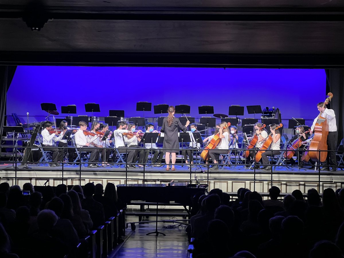 pvillemsny's tweet photo. Our 7th- and 8th-grade ensembles put on a stellar performance last night. What a perfect way to kick off our spring concert series. #PantherProud https://t.co/RI1My9EjYY