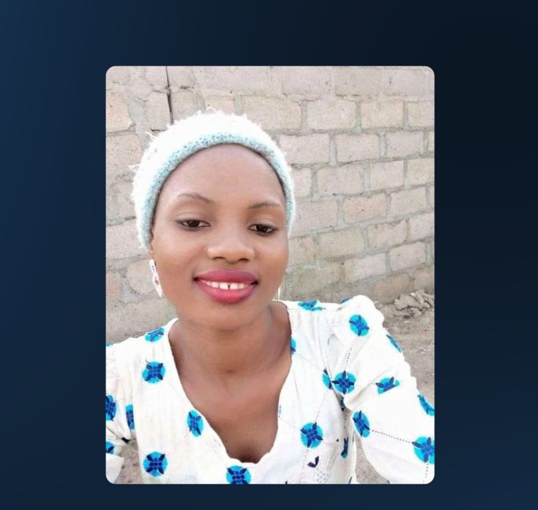 Rawchihasan's tweet photo. A Christian girl in #Nigeria has been stoned and then burned by #Muslim students for writing about the Prophet of Islam.
کچە کریستیانێک لە نایجیریا بەهۆی نووسینێکیەوە لەبارەی پێغەمبەری ئیسلامەوە، لەلایەن چەند قوتابییەکی موسڵمانەوە بەردبارانکرا و پاشان سووتێنرا.
#Rudaw #Muslem https://t.co/z8Xxjgp7kV
