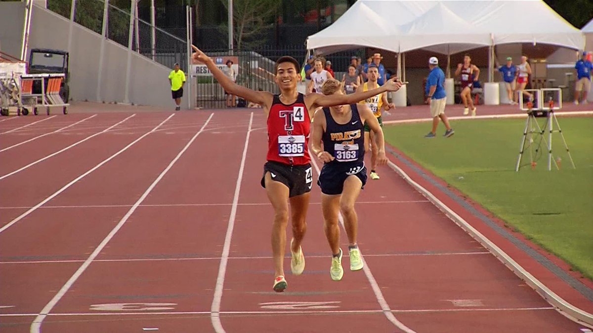 OteroElizabeth0's tweet photo. What a priceless moment! We are so proud of this young man. โฅ๏ธ๐ค congrats, Angel #StateChamp #THSPack ๐พ #TISDProud https://t.co/j8Q61qBzHa